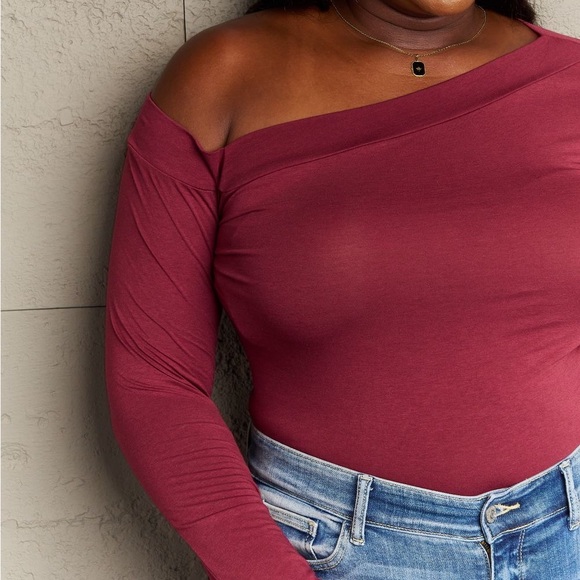 NEW Culture Code Fall For You Plus Size Asymmetrical Neck Long Sleeve Top Red - Picture 3 of 5